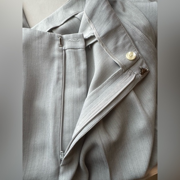 Linda Allard Ellen Tracy Light Gray Woman's Wool Straight Leg Pants, Size 12 - Picture 4 of 8